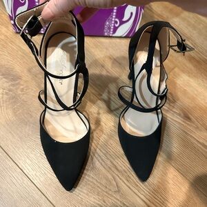 Elegant Black Strappy Heels